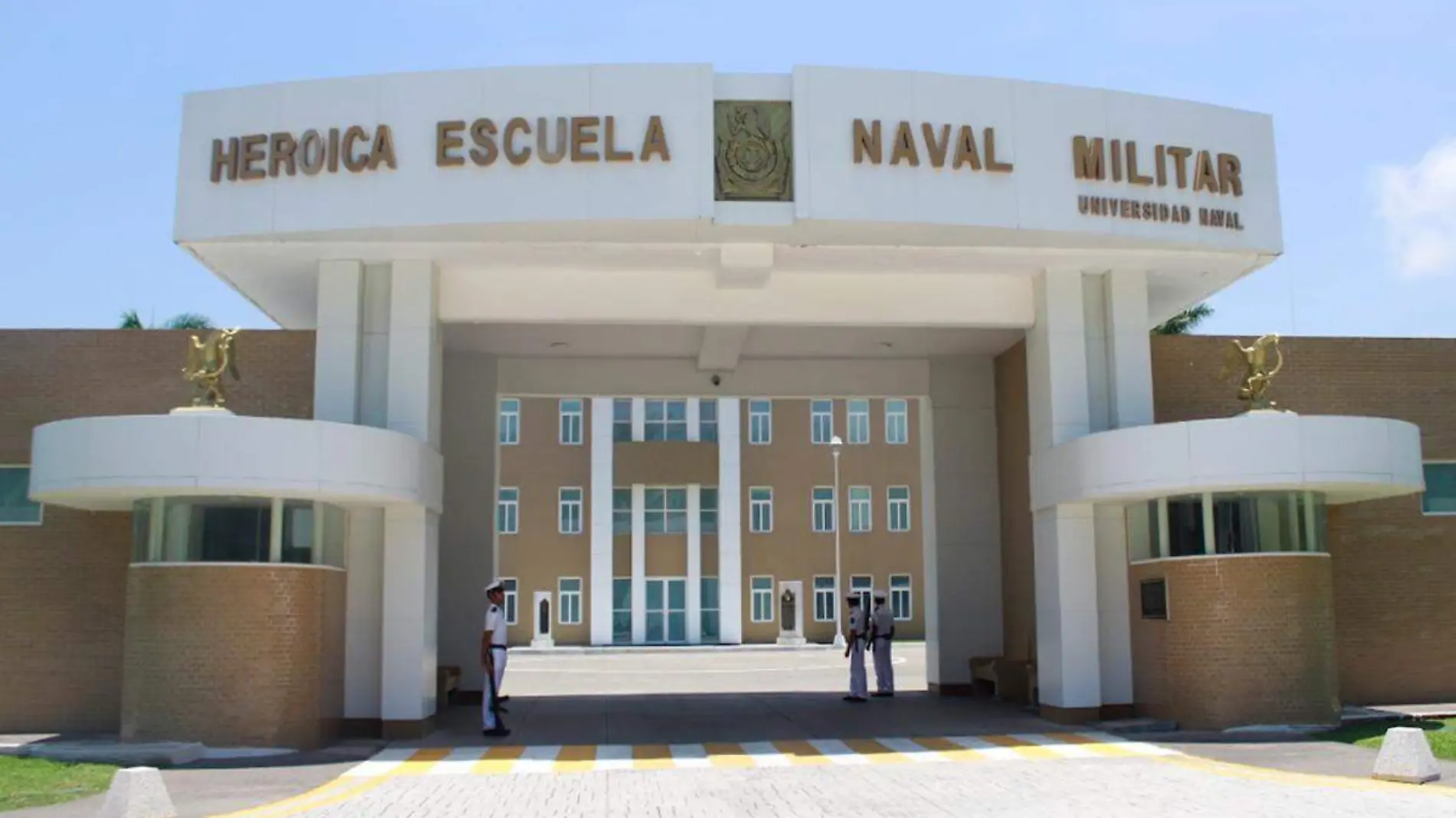 escuela naval militar